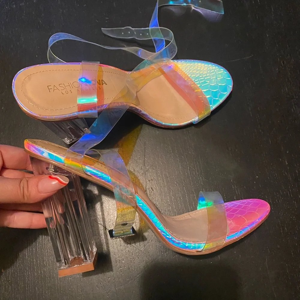 Pretty heels - Picture 5 of 6